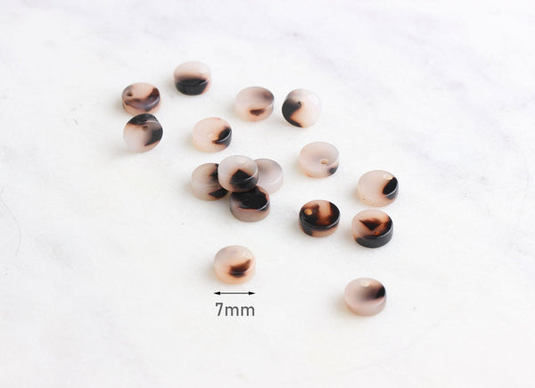 10 Tiny Circle Charms, Blonde Tortoise Shell, Coin Chape, Cellulose Acetate, 7mm