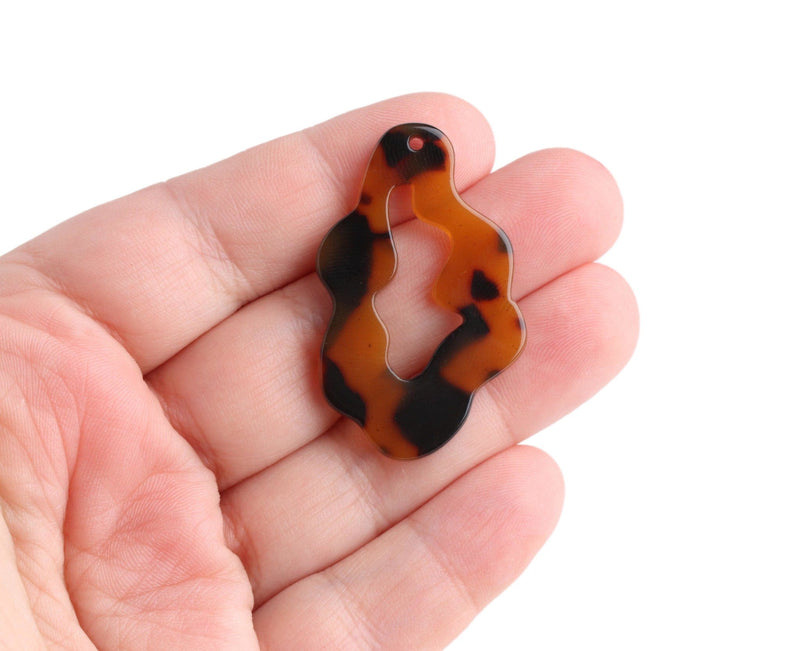 4 Freeform Cloud Charms in Tortoise Shell, Organic Shape, Cellulose Acetate, 41.25 x 25.5mm