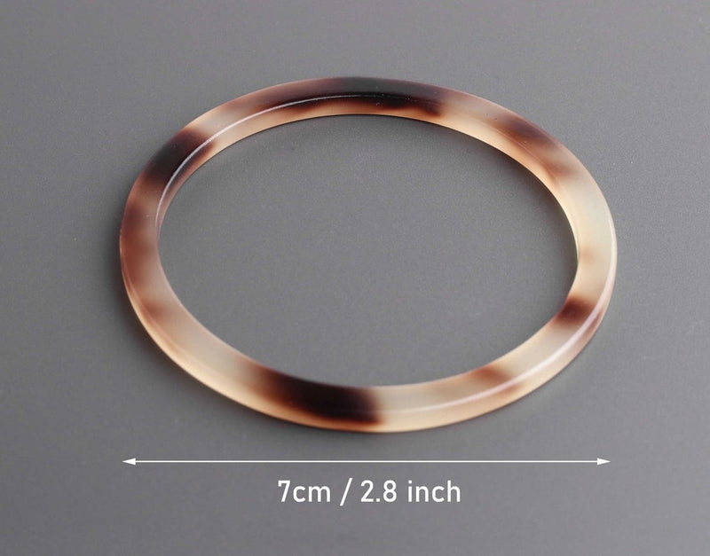1 Plastic O Ring in White Tortoise Shell, Flat Swimsuit Rings, Seamless, Acrylic, 7cm