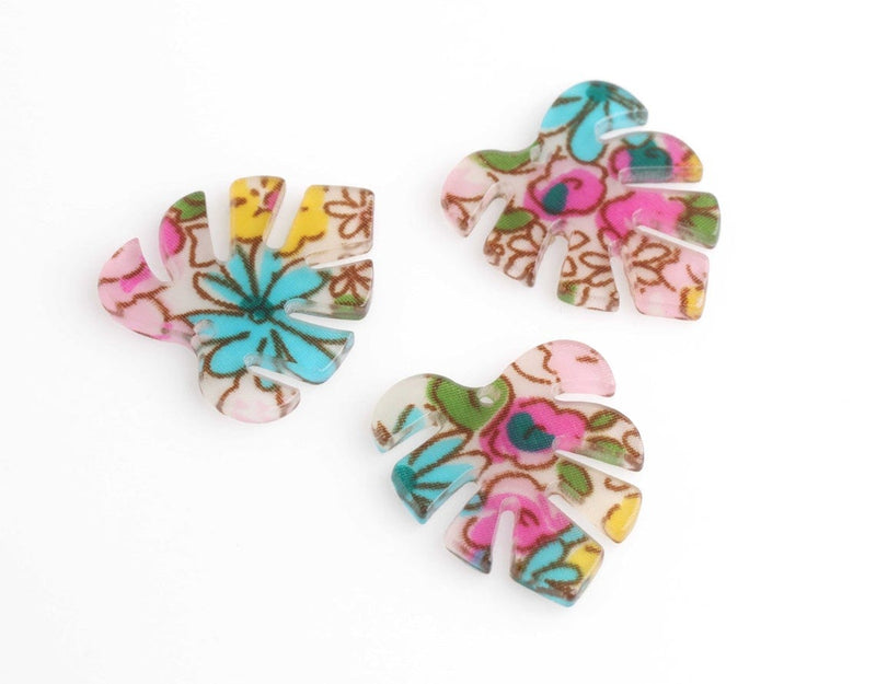 2 Pretty Leaf Charms with Vintage Flowers, Monstera Pendants, Plastic Beads, Patterned Acrylic, 28.25 x 24.5mm
