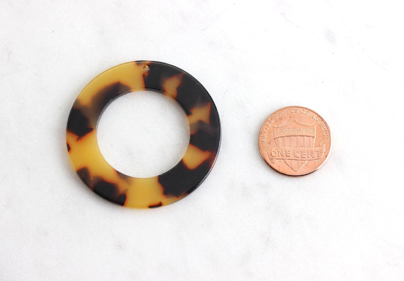 2 Large Rings in Tortoiseshell, Round Circle Pendants, Cellulose Acetate, 40mm