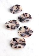 2 Large Wavy Disc Charms, Blonde Tortoisehsell, Cellulose Acetate, 34mm