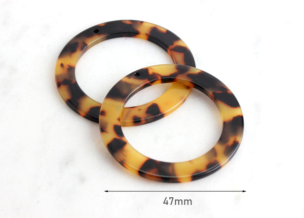 2 Oversized Ring Beads in Tortoise Shell, 1 Hole, Cellulose Acetate, 47mm