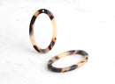 4 White Tortoise Shell Oval Hoops Findings, Faux Turtle Shell, Beige Tortoise Pattern, Black and White Marble Connector Big Oval VG016-33-WT
