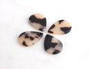 4 Flat Teardrop Pendants in Blonde Tortoise Shell, 1 Hole, Cellulose Acetate, 21.5 x 15mm