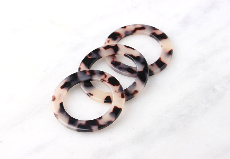 2 Large Circle Ring 1.5", Acetate Connector Acrylic Link Tortoiseshell Earrings Trend 2018 Handbag Hardware O-Ring Seamless Ring RG033-38-WT