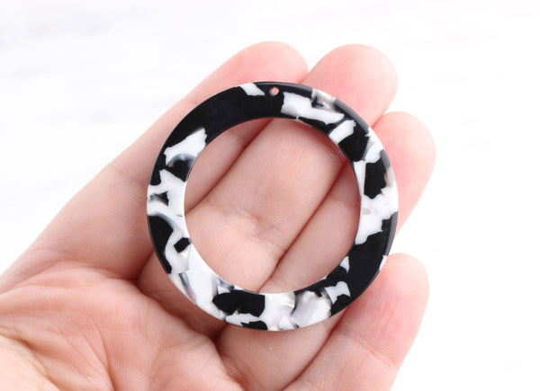 2 Extra Large Circle Ring Links, 1 Hole, Black and White Tortoise Shell, Cellulose Acetate, 47mm