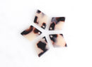 4 Small Flat Diamond Charms 13 x 18mm, Blonde Tortoise Shell Bead, Kite Shaped Bead Beige Acetate Earring Findings, Tiny Diamond DX019-18-WT