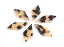 2 Blonde Tortoise Shell Geometric Charms, Yellow Acetate Charm Earring Blank, Diamond Shape, Rhombus Charms, Flat Diamond Beads, DX070-31-BT