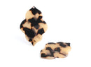2 Blonde Tortoise Shell Quatrefoil Pendant, Moroccan Bead Blanks for Vinyl, Laser Cut Acrylic Shapes, Yellow Turtle Shell Charm, XY015-47-BT