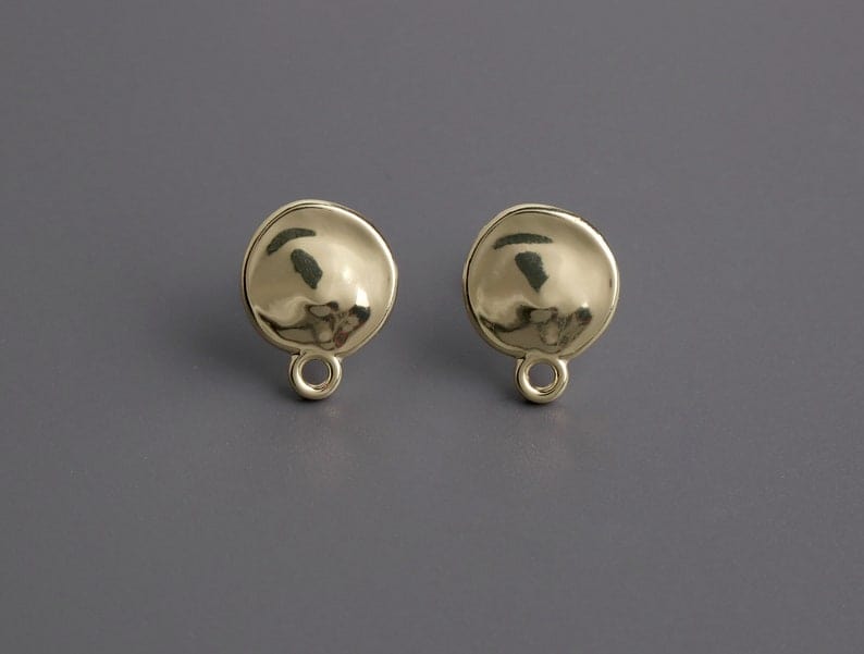 4 Organic Wavy Gold Stud Earrings with Loop, Abstract Round Shape, Gold Tone Metal Alloy, 13.25 x 10.5mm