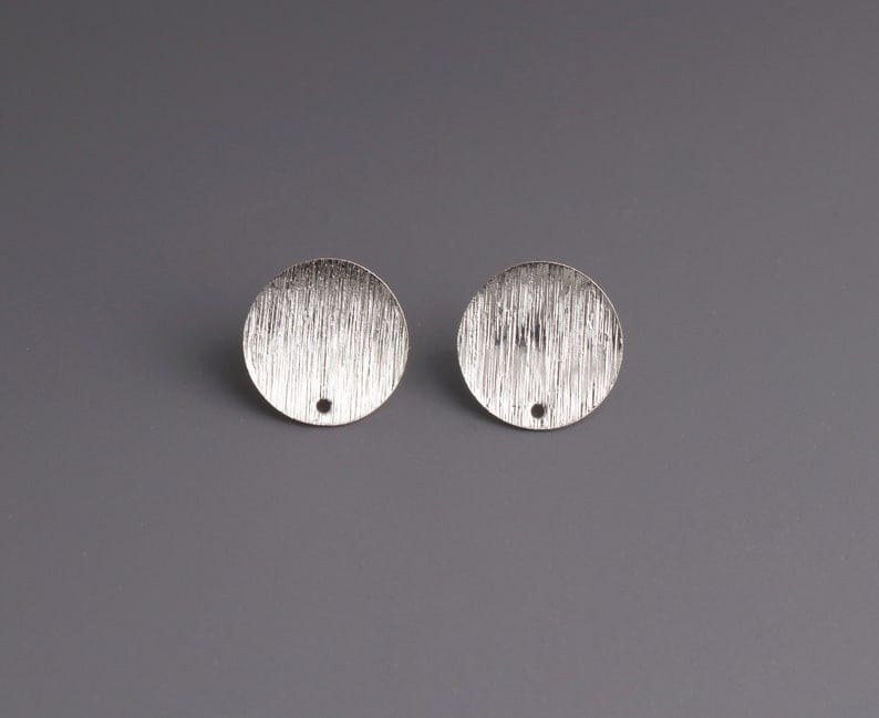 4 Silver Brushed Stud Earrings with Hole, Textured Brush Stroke Metal Effect, Round Circle Ear Stud with Posts, 14mm