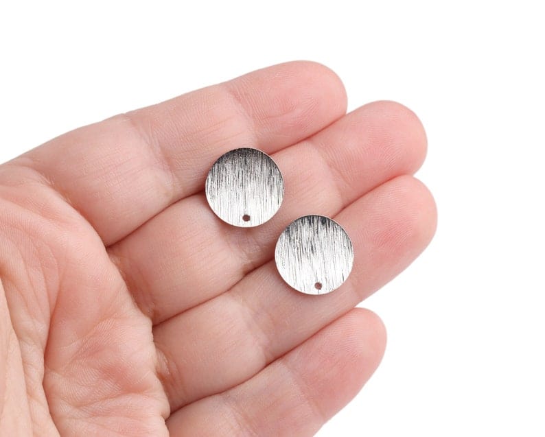 4 Silver Brushed Stud Earrings with Hole, Textured Brush Stroke Metal Effect, Round Circle Ear Stud with Posts, 14mm